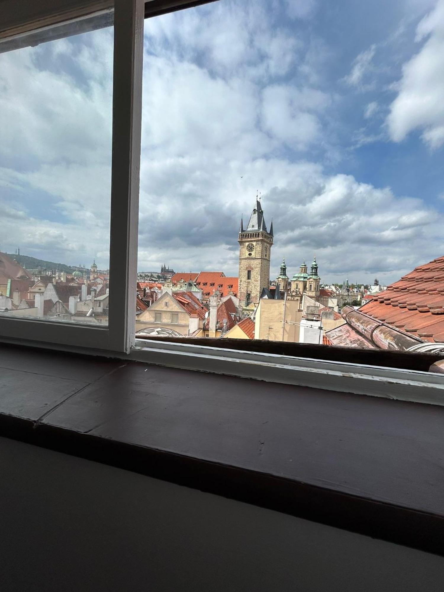 Zelezna - Old Town View Residence Prag Exteriör bild